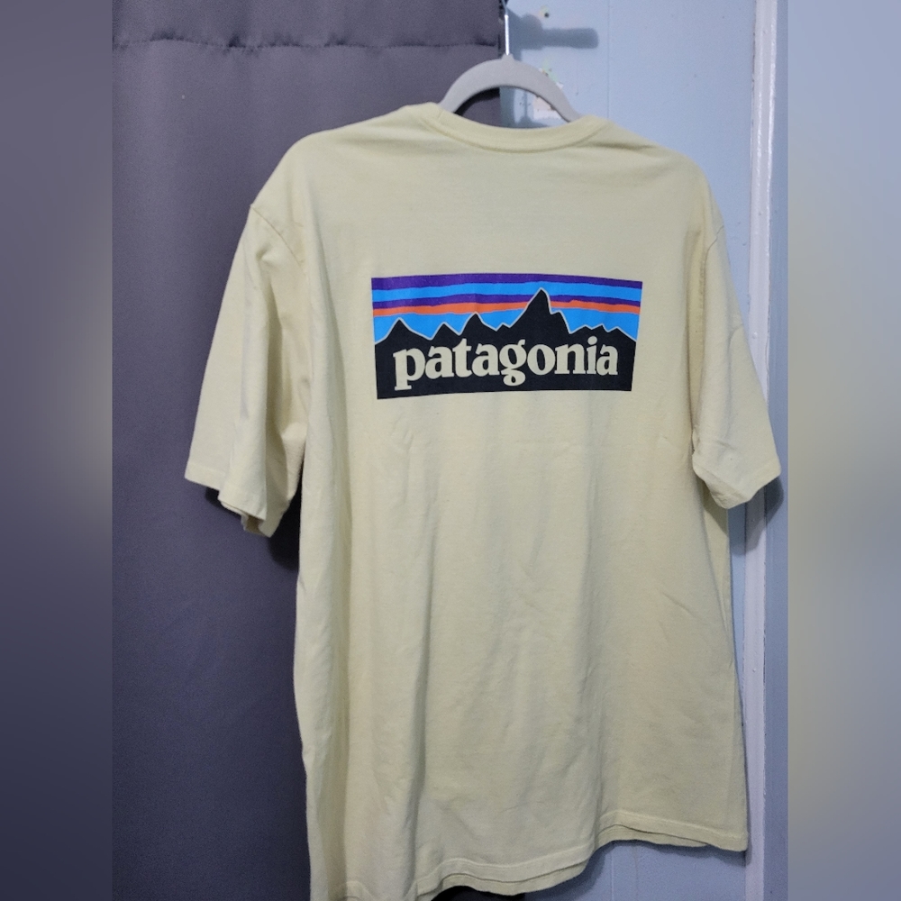 Yellow Patagonia Size L